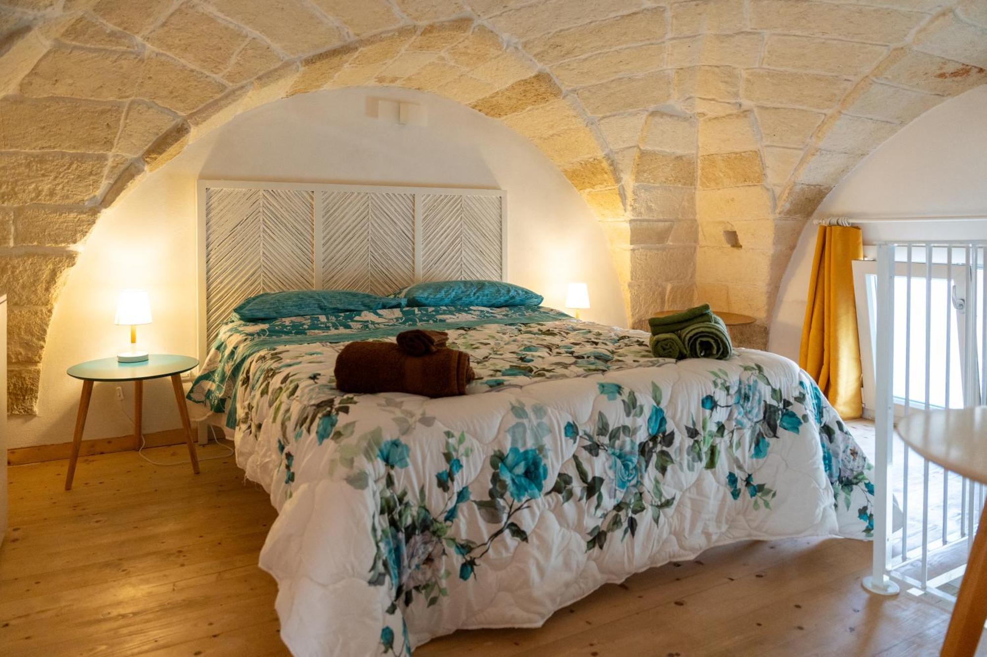 Seasons Home San Foca Bagian luar foto